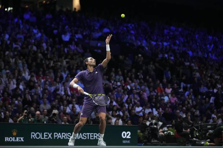 Canada’s Auger-Aliassime qualifies for ATP Finals with help from Serbia’s Djokovic – Winnipeg Free Press
