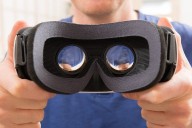 Bloomfield Local Schools receives grant for VR headsets