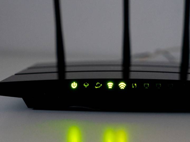 ¿Por qué no debes apagar el WiFi en la noche?