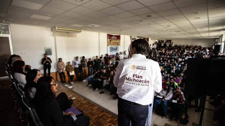 Sin federalizar nómina educativa en Michoacán desde AMLO hasta Sheinbaum