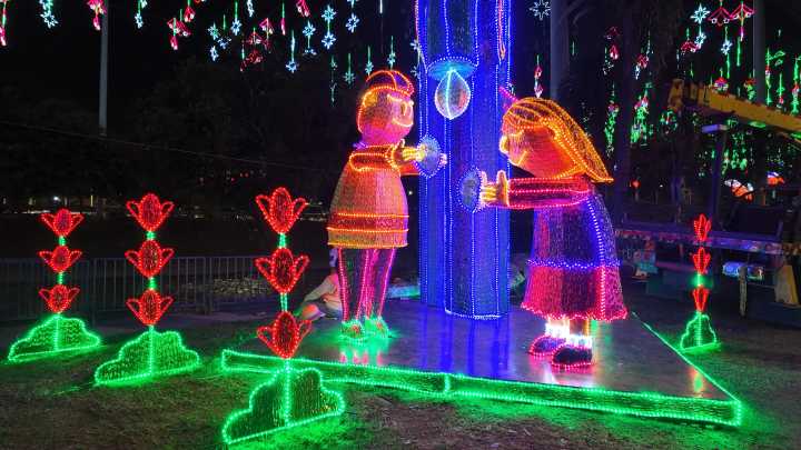 Medellín encendió los Alumbrados EPM para la temporada decembrina