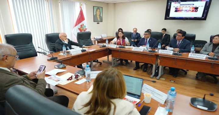 Ministra Lesly Shica: Gobierno está enfocado en garantizar cobertura del servicio de alimentación escolar y seguridad alimentaria de usuarios del Midis