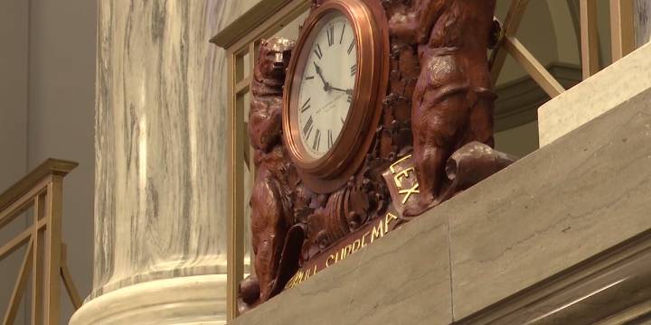 Missouri farmers, lawmakers push to end daylight saving time changes