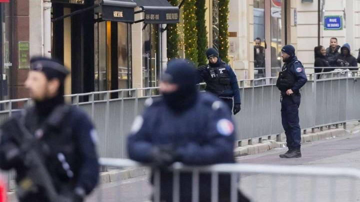 Hombre atropelló a peatones y ciclistas en Francia: Hecho dejó 10 personas heridas