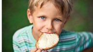 Los pediatras lo confirman: la estrategia de alimentación intuitiva para enseñar a los niños a escuchar su hambre
