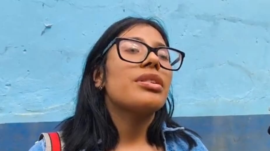 Joven que denunció a alcalde de Juan Guerra afirma haber sido amenazada por allegados a la autoridad