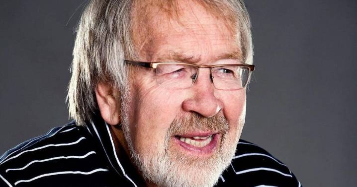 Radio Scotland abandons loyal music listeners at its peril