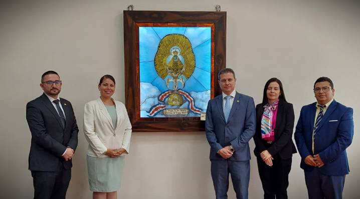 Establecen alianza estratégica UT Paquimé y la Universidad Católica de Costa Rica