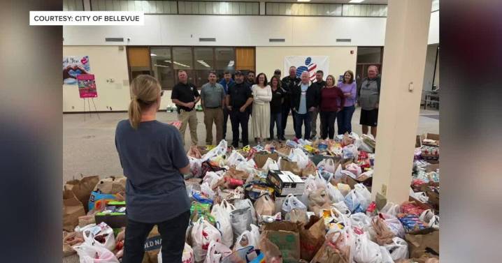 Bellevue pantry receives truckloads of donations from community