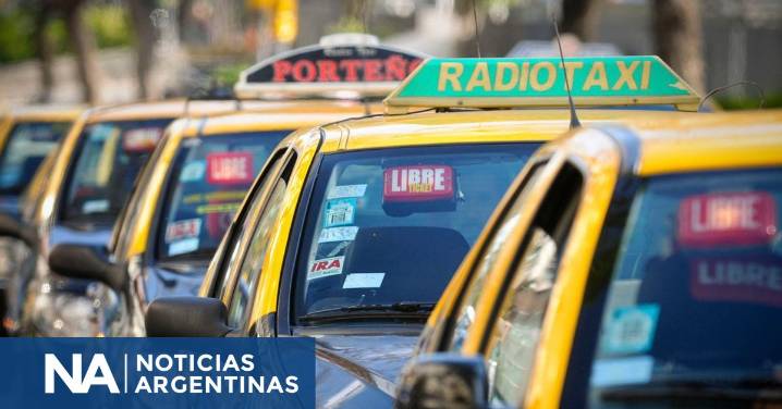 Taxistas realizaron un corte total por una ordenanza de la Municipalidad de Salvador Mazza