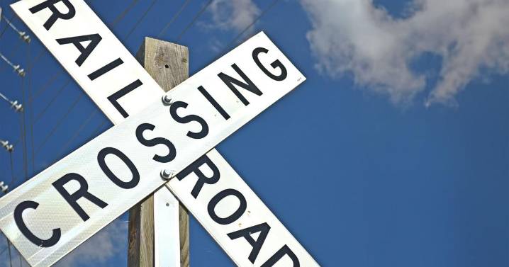 UPDATE: Several railroad crossings closed for maintenance in Fort Payne on Monday