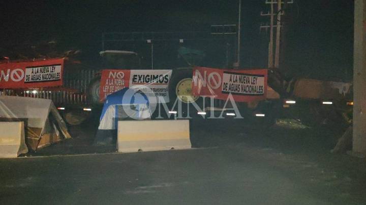 En Ciudad Juárez, agricultores vuelven a bloquear patios fiscales y advierten reforzar protestas ante falta de acuerdos