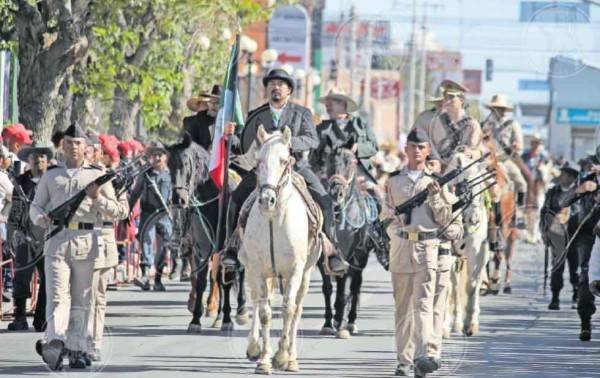 Cierran hoy por desfile tramo de la Insurgentes