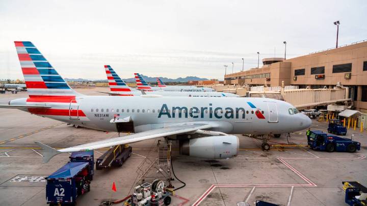 El cierre del gobierno de EE. UU. pone el tráfico aéreo al borde del caos, ¿se afectarán los vuelos desde y hacia Colombia?