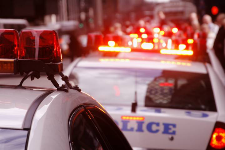 Crash leaves woman critically injured in Northeast Memphis