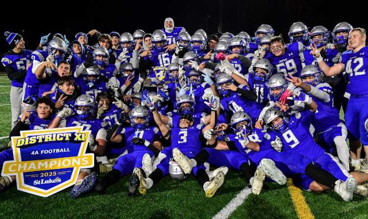 Southern Lehigh football tramples Bethlehem Catholic in 2nd half of district final