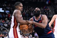Clippers edged by Heat for their 1st home loss