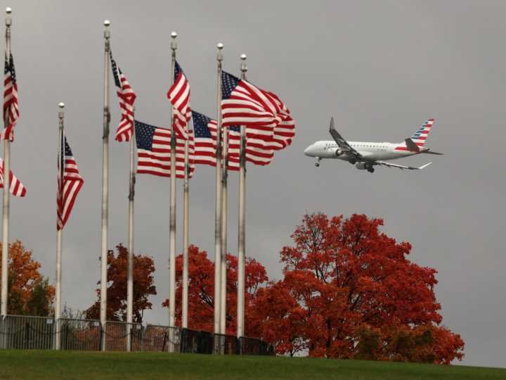 US shutdown sends airlines scrambling, flights to be cancelled