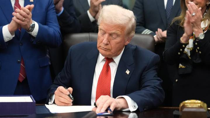 President Trump signs government funding bill, ending shutdown after a record 43