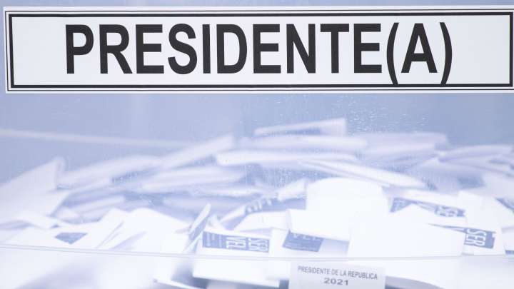 Encuesta UDP: los indecisos y las emociones de la elección presidencial