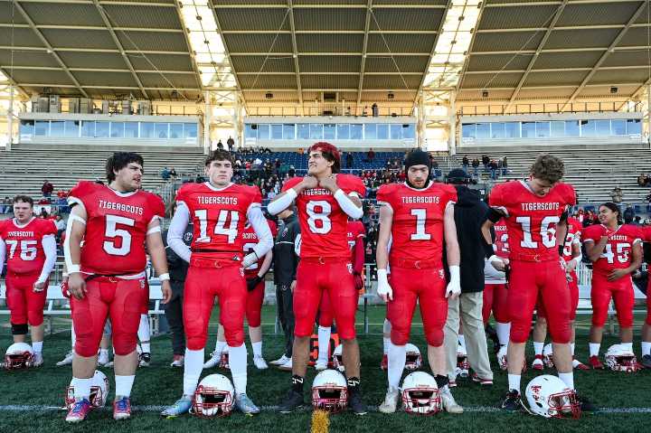 Location, kickoff times set for Oregon’s Class 2A and 1A high school football championship games