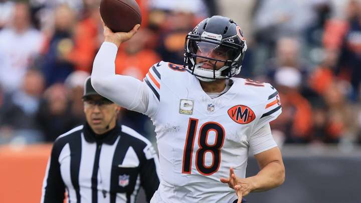 Giants at Bears odds, picks and predictions