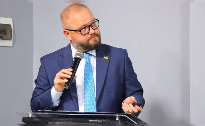 Embajador de Ucrania: “El Perú compró avión que ya no se fabrica”