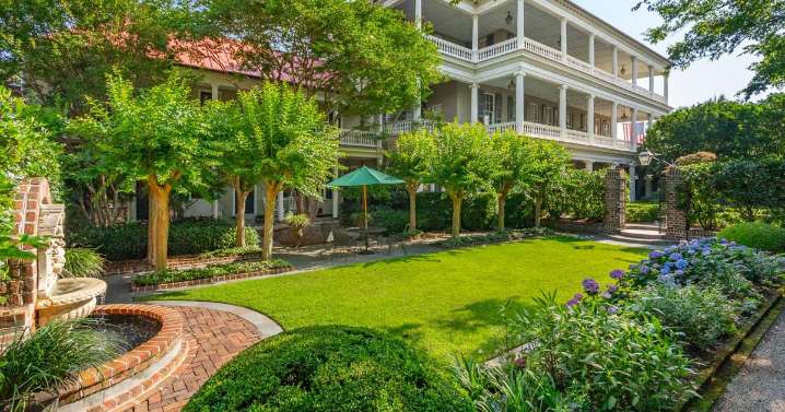 Property at 51 East Bay Street sells for over $21.5M