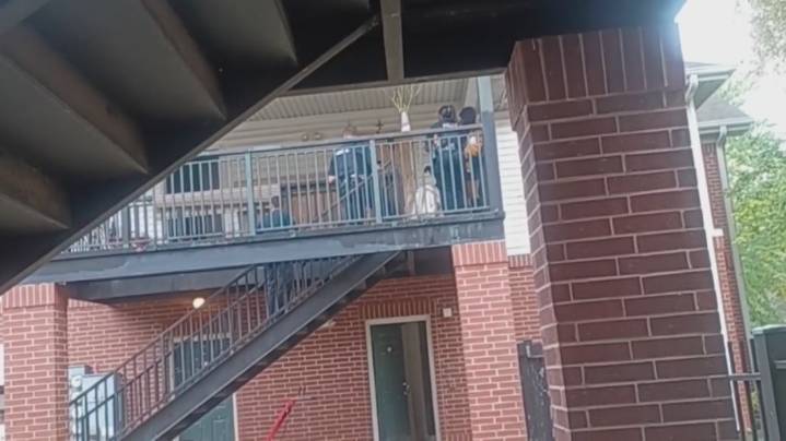 Little Rock police clear out at least 14 alleged squatters from Madison Heights Apartments