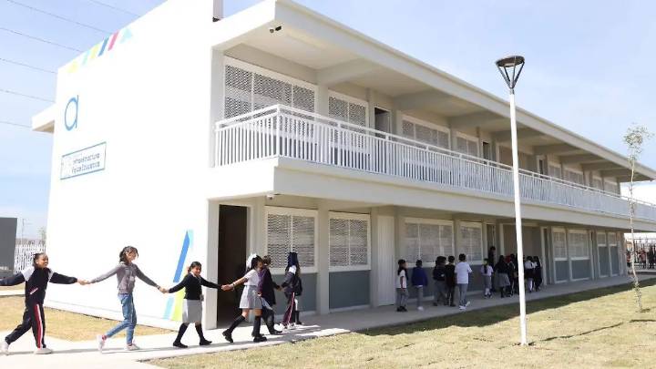 ¿Ya sabías? Desde ahora los celulares solo podrán usarse en clase con permiso del maestro y fines educativos