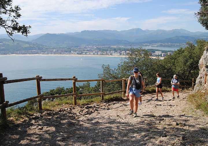 Puesta a punto de los senderos del monte Buciero