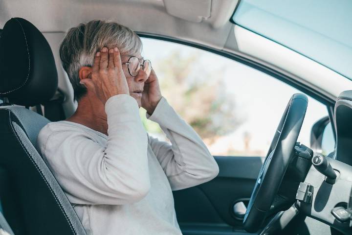 Concussions Increase Traffic Crash Risk For Weeks After