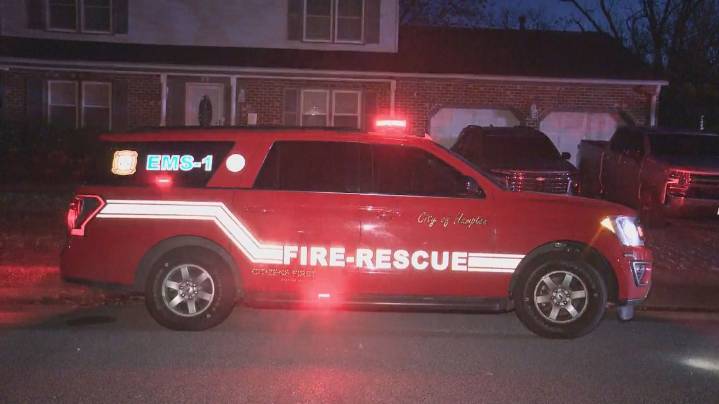 No one hurt in early morning house fire in Hampton