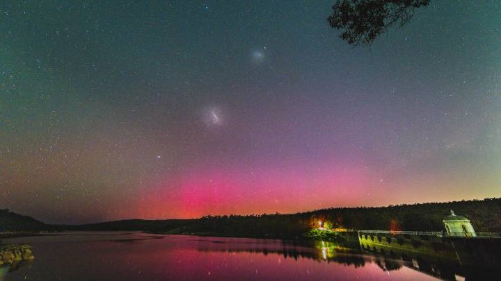 Aurora Australis in West Australia in pictures after stargazers treated to dazzling light show