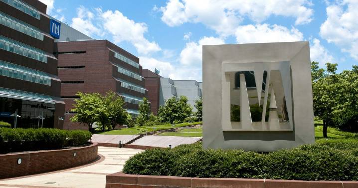 Tennessee Valley Authority pays $260 million to nearly 11,000 employees in recognition of work performance