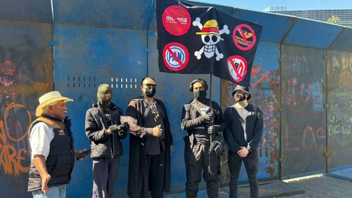 Manifestantes de la "Generación Z" empiezan a concentrarse en el Ángel de la Independencia