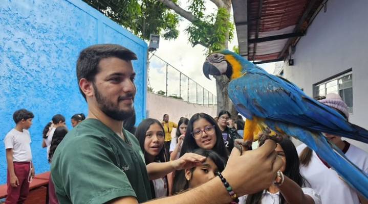 Programa “El zoológico va a la escuela” siembra conciencia ambiental a niños de Maturín