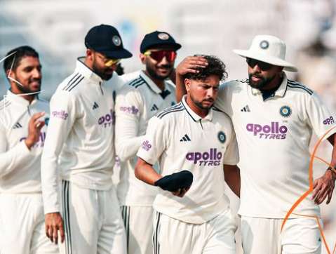 First Test: South Africa 18/2 at tea