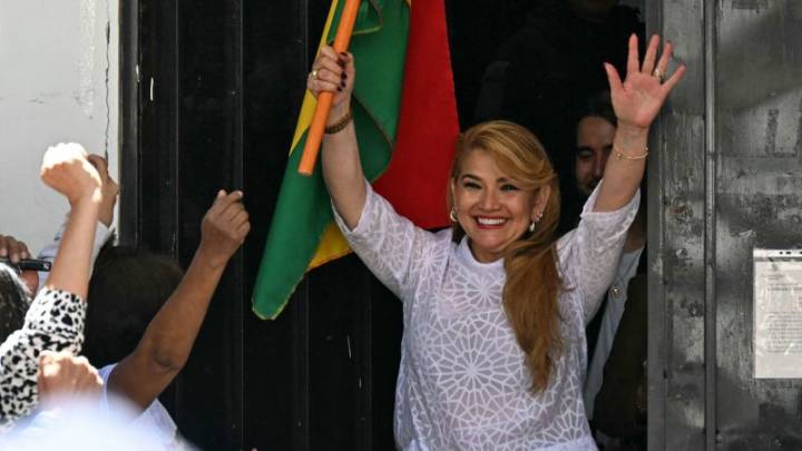 En Bolivia se usó la justicia como "instrumento de persecución política", dice el abogado de la expresidenta Jeanine Áñez
