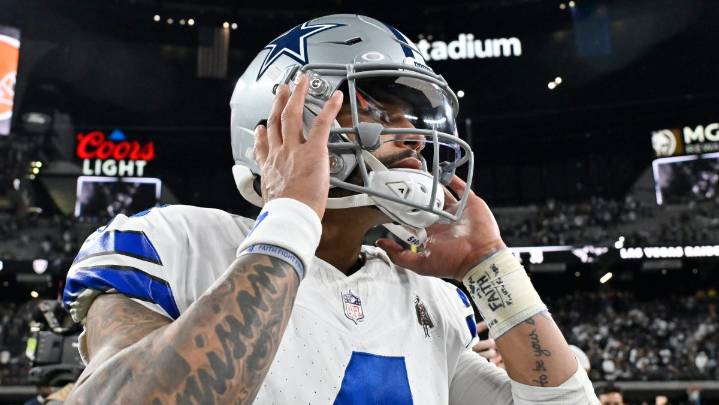 Dak Prescott cerca de superar un récord de Tony Romo en Cowboys