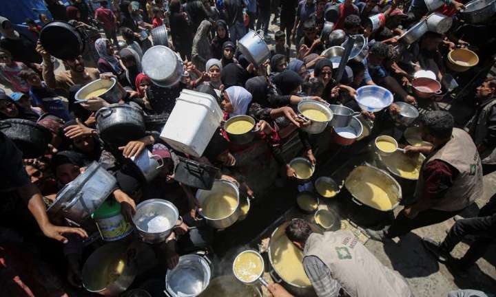 Israel anuncia la apertura permanente de un paso de entrada de ayuda humanitaria a Gaza