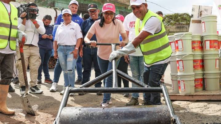 Vicepresidenta encabeza lanzamiento de Plan de Desarrollo Integral del Corredor Comunal Caracas