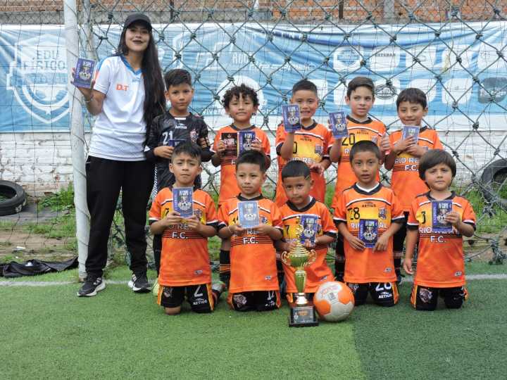 Río Real se consagra Campeón de la Copa Fuerte Apache Sub 6