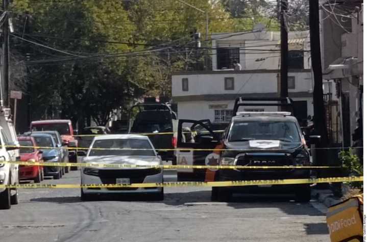 Hallan asesinada a pareja y su hija en Nuevo León; investigan riña
