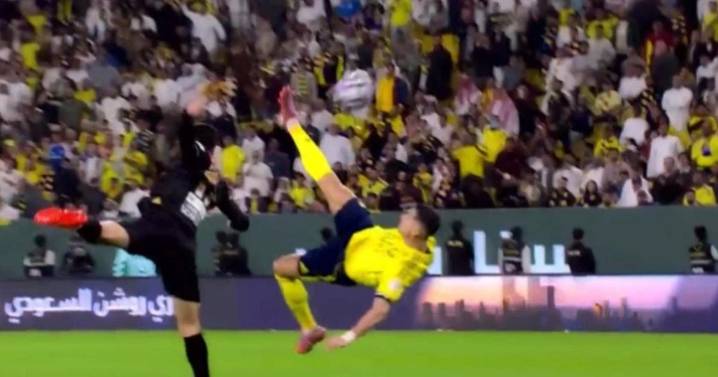 Cristiano firma una chilena de museo y Al Nassr mantiene paso perfecto