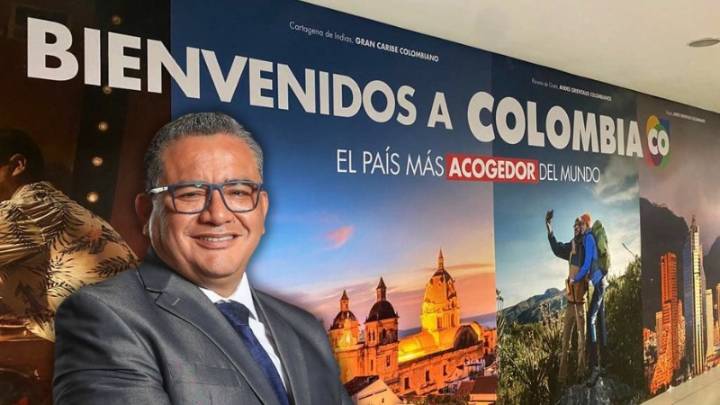 Pese a contar con orden de impedimento de salida del país, PJ autoriza viaje de Santiváñez a Colombia