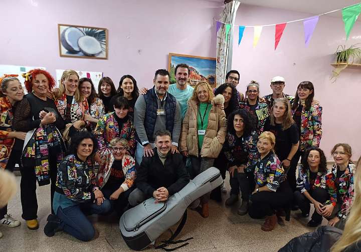 Música y baile para animar Villabona