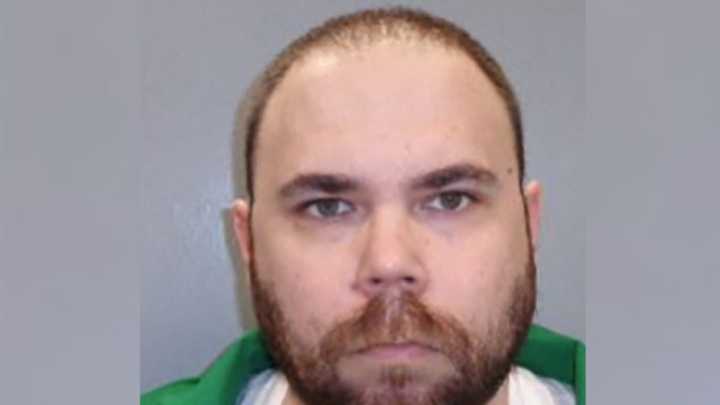 Carolina del Sur ejecuta por fusilamiento a Stephen Bryant, un triple homicida condenado por una "oleada de ocho días de delitos" en 2004