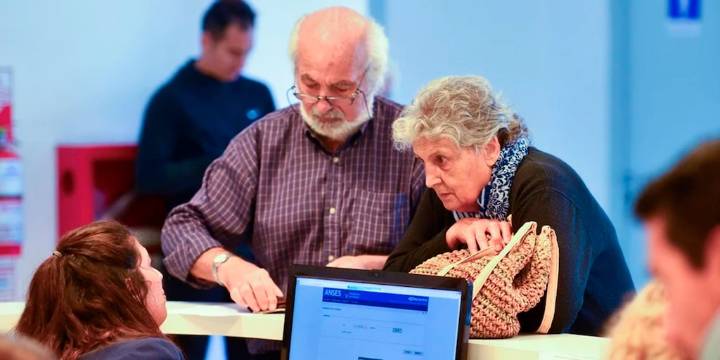 Cuándo cobro ANSES: el calendario de pagos de noviembre 2025 para jubilados, beneficiarios de AUH y planes sociales