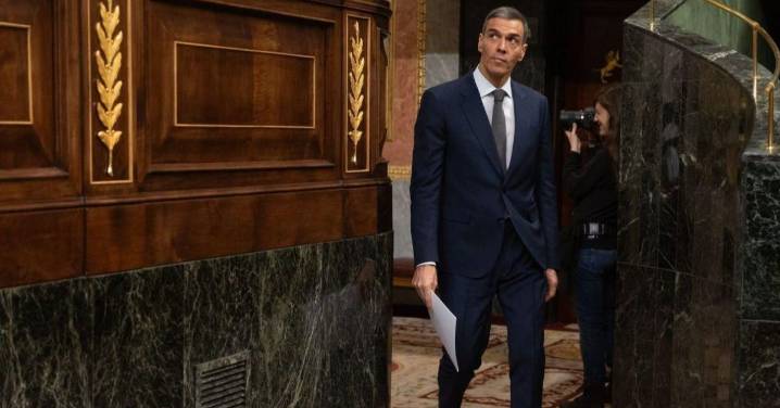 Gráfico | CIS recorta la ventaja del PSOE, que baja dos puntos en noviembre mientras suben PP y Vox